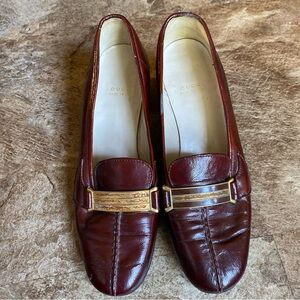 Gucci Women's Burgundy Leather Loafers with Gold Accent